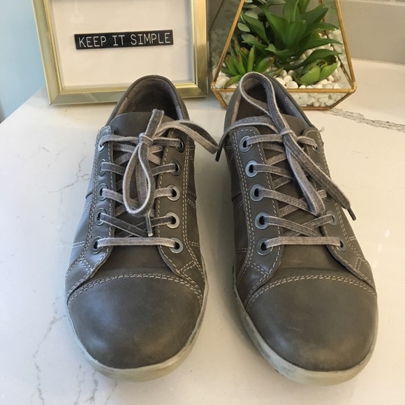 josef seibel tennis shoes